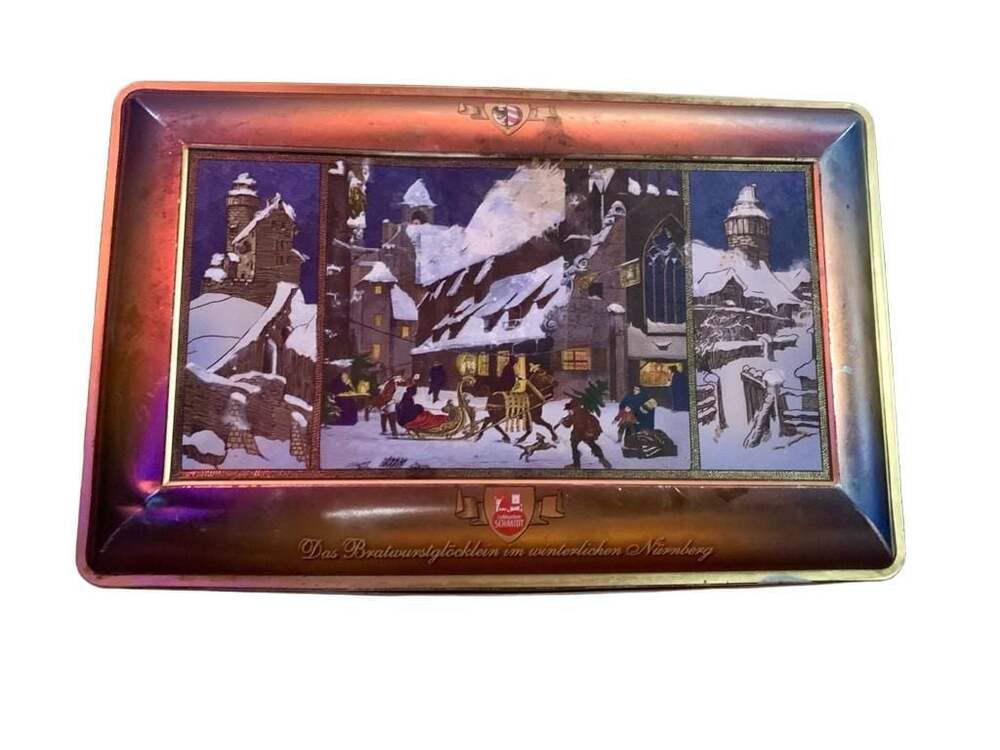 Vintage E..Otto Schmidt Nurnberg Lebkuchen  Tin, Das Bratwurstglocklein Design